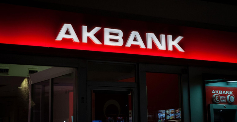 Bankacılıkta Kariyer Fırsatı! Akbank 44 Farklı Kadroda Personel Alıyor