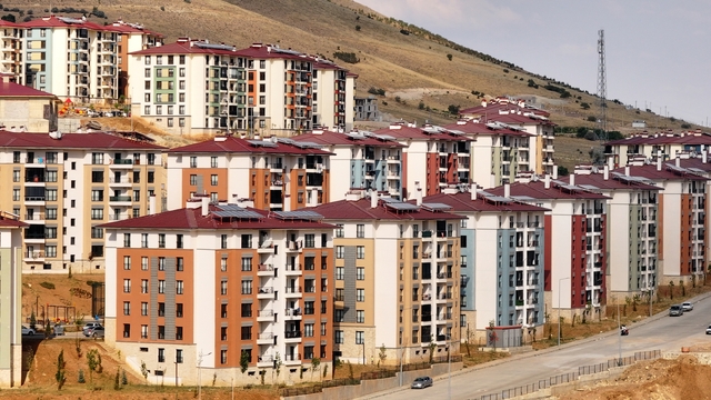 TOKİ’den 2 İle Dev Yatırım! 1061 Konut ve 260 İş Yeri Geliyor